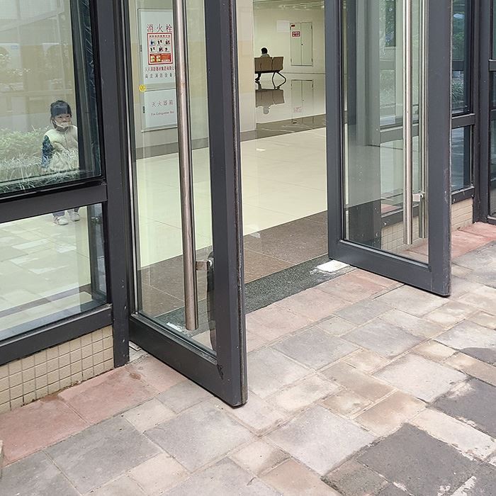 Aluminium Shop Doors