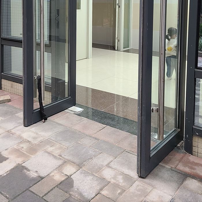 Aluminium Shop Doors