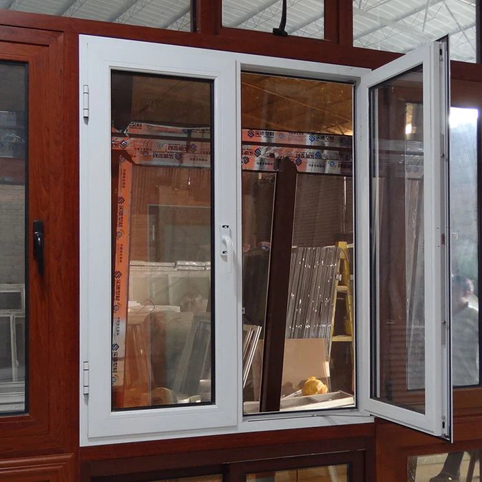 Hingedega aknad alumiiniumist