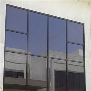 Alumiiniumist fikseeritud aken